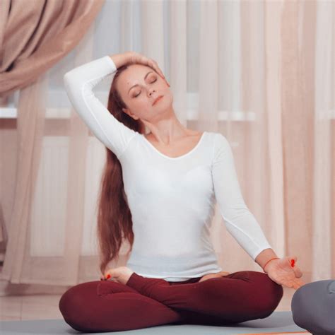 Йога для здоровья семьи: как начать практиковать дома