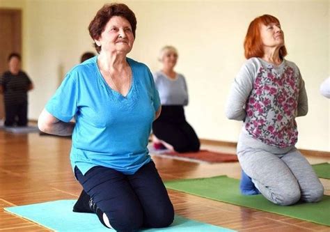 Как йога в сети объединяет пожилых жителей Ставрополя