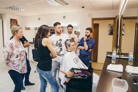 Как найти дополнительный доход в индустрии красоты: опыт псковичей