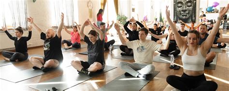 Как создать стиль жизни через йогу для здоровья всей семьи