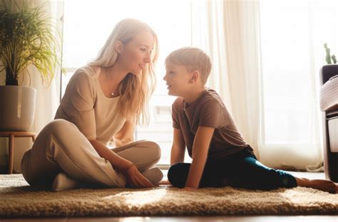 Психология отношений в семье: как йога помогает найти гармонию